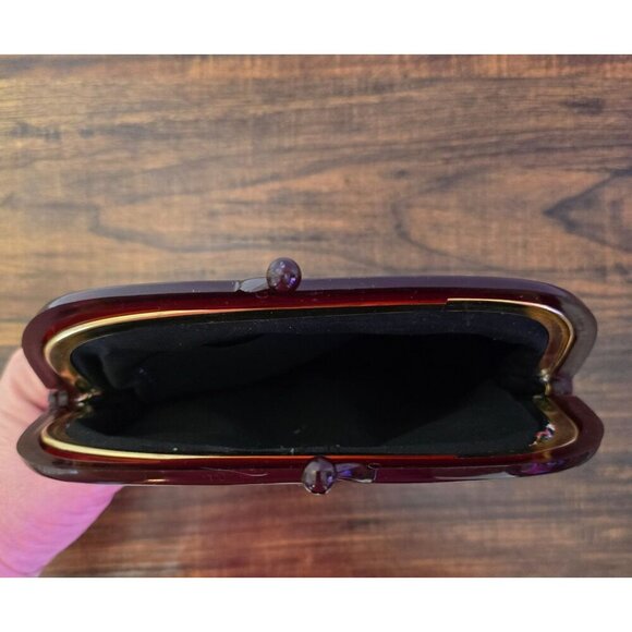 Vintage Floral Needlepoint Clutch Purse With Maroon Frame & Kiss Lock Closure - Picture 6 of 8